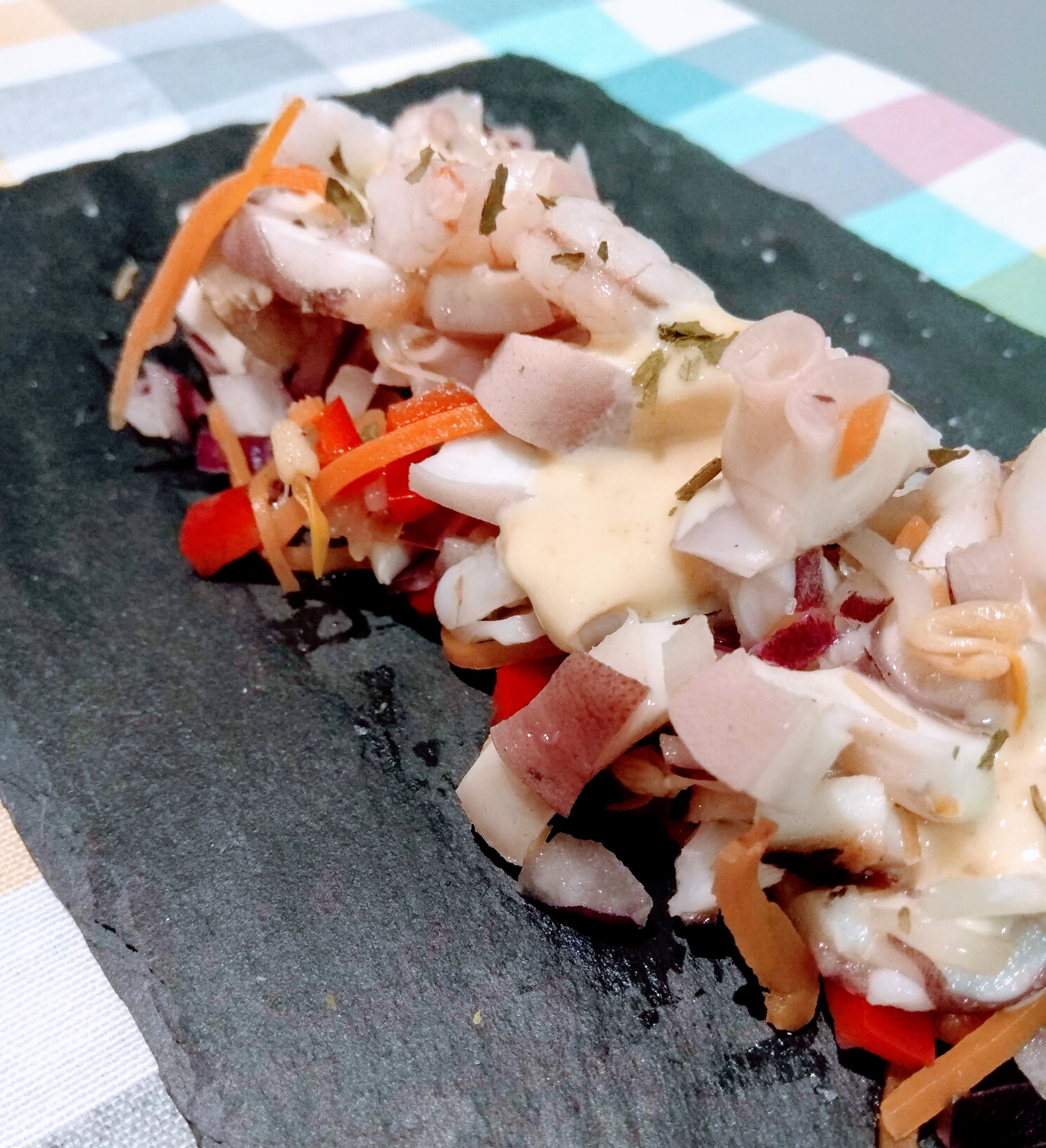 Receta fácil de salpicón de pulpo con salsa miel y mostaza. Descúbrela en: www.cocinandoconlola.com